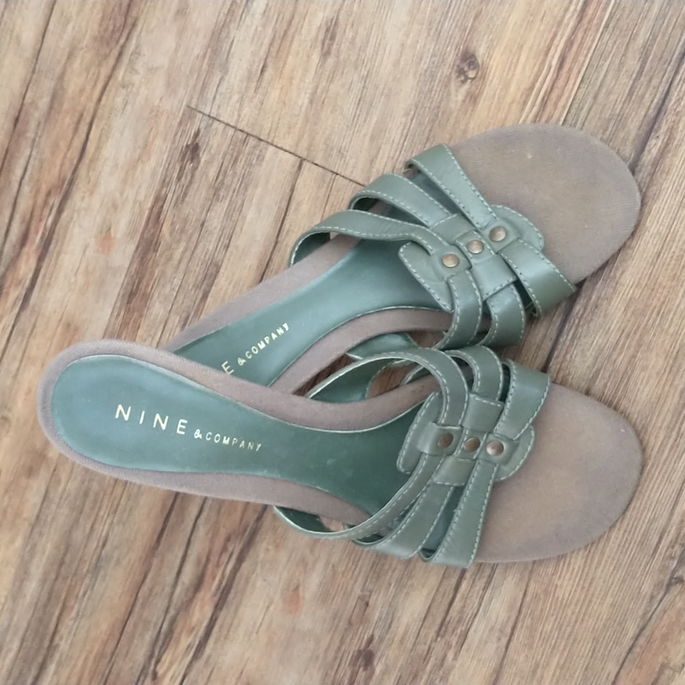 Nine & Co. kitten heels